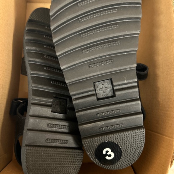 Dr. Martens Black Sandals kids size 3 - Picture 6 of 6